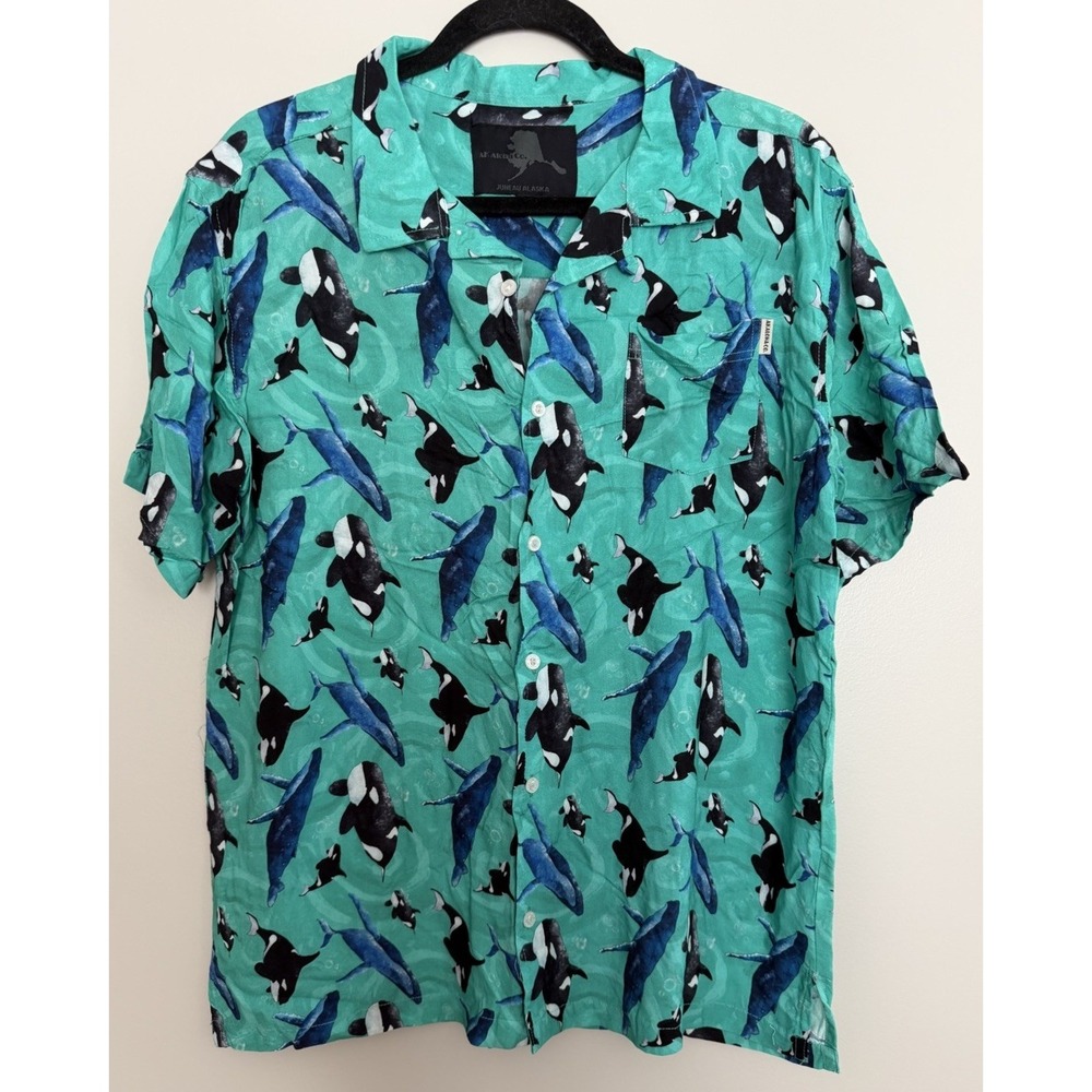 AK Aloha Co. Hawaiian Humpback/Orca Whales Short Sleeve Shirt Size Large